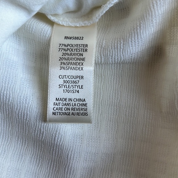 Max Studio Top NWOT - Picture 12 of 13